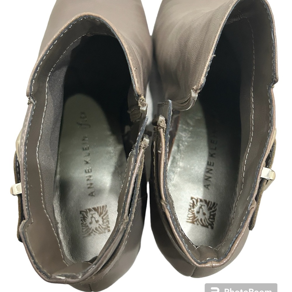 Anne Klein Faeryn Ankle Booties Taupe Leather Heels - Picture 5 of 9
